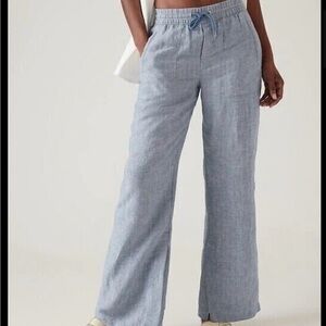 Athleta Retreat mid-rise, wide leg Blue Linen pants. Excellent condition.